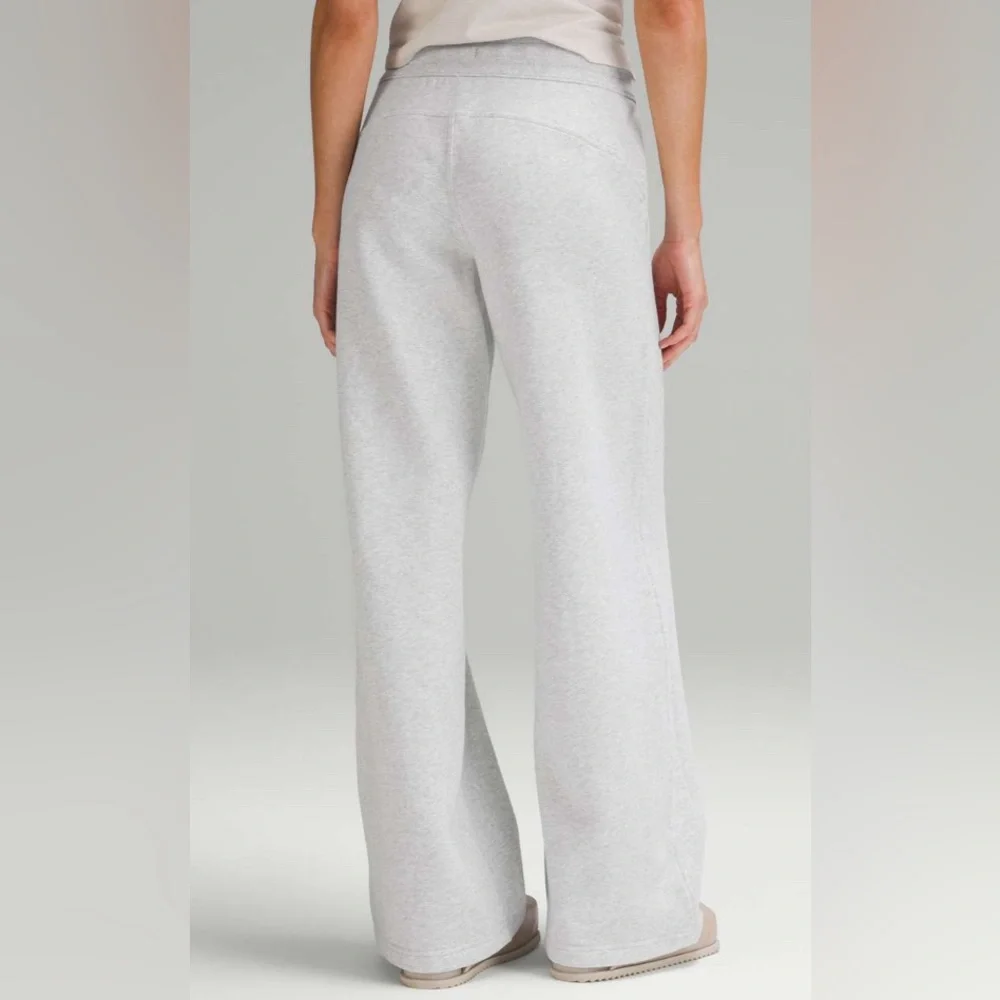 NWOT Lululemon Scuba Mid-Rise Wide-Leg Pant Full Length Heathered Light …